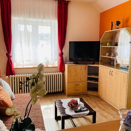 Apartman Trutnov-Porici Esterno foto
