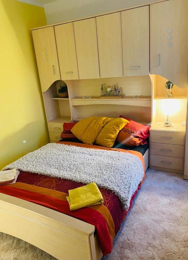 Apartman Trutnov-Porici Esterno foto